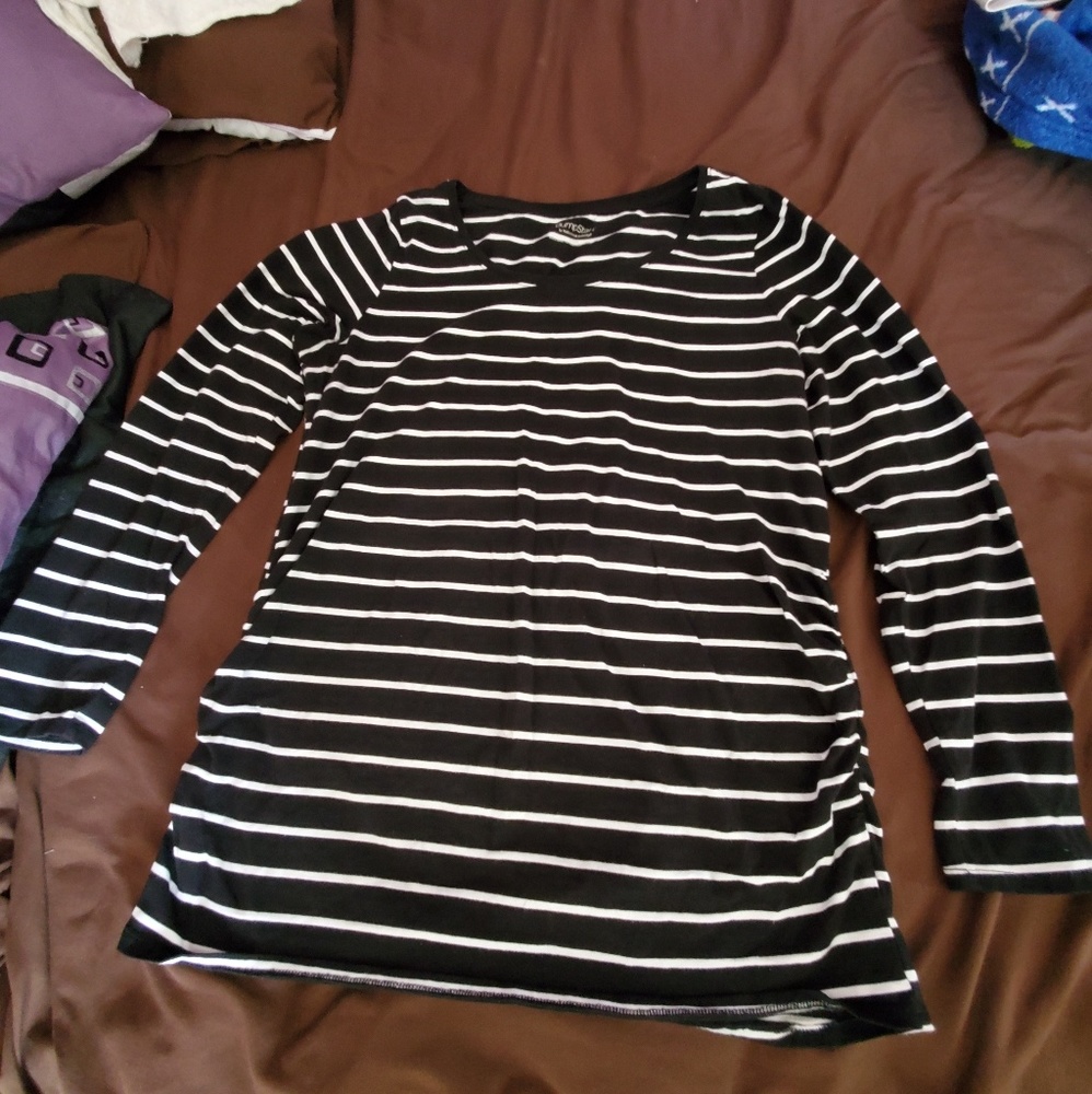 Maternity long sleeve shirt